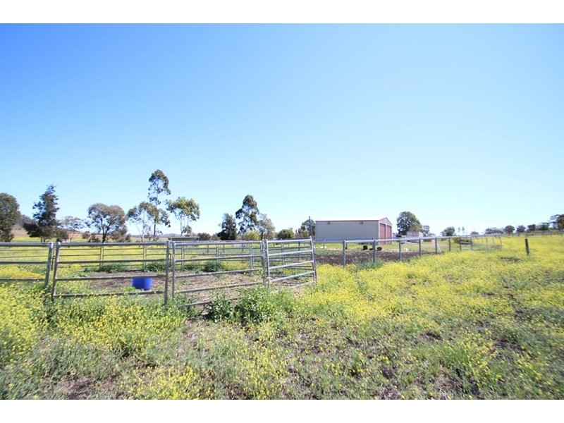 24 Cooks Road, Glencoe QLD 4352