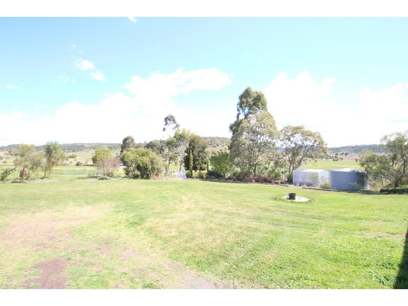 24 Cooks Road, Glencoe QLD 4352