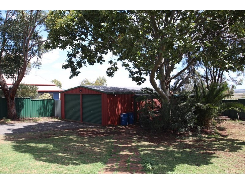 19 Goombungee Road, Kingsthorpe QLD 4400