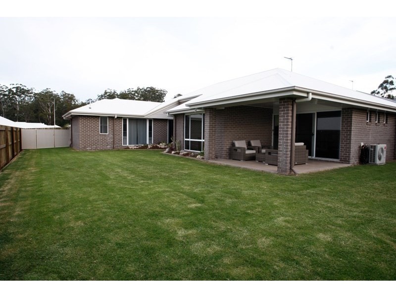 7 Brimblecombe Drive, Middle Ridge QLD 4350