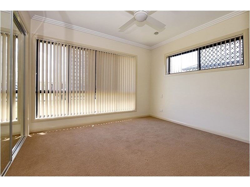 8 Graves Drive, Kearneys Spring QLD 4350