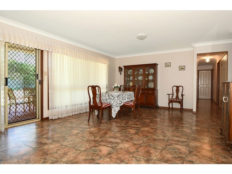 2 Hitzke Crescent, Highfields QLD 4352