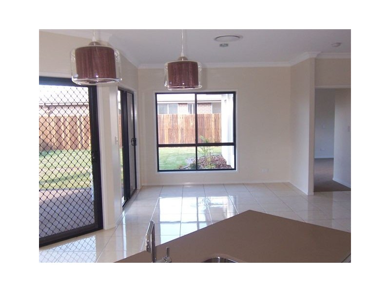 22 Fallon Drive, Middle Ridge QLD 4350