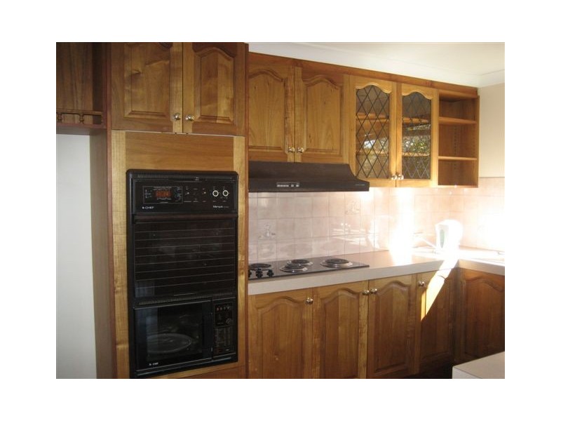 9 Marguerita Court, Centenary Heights QLD 4350