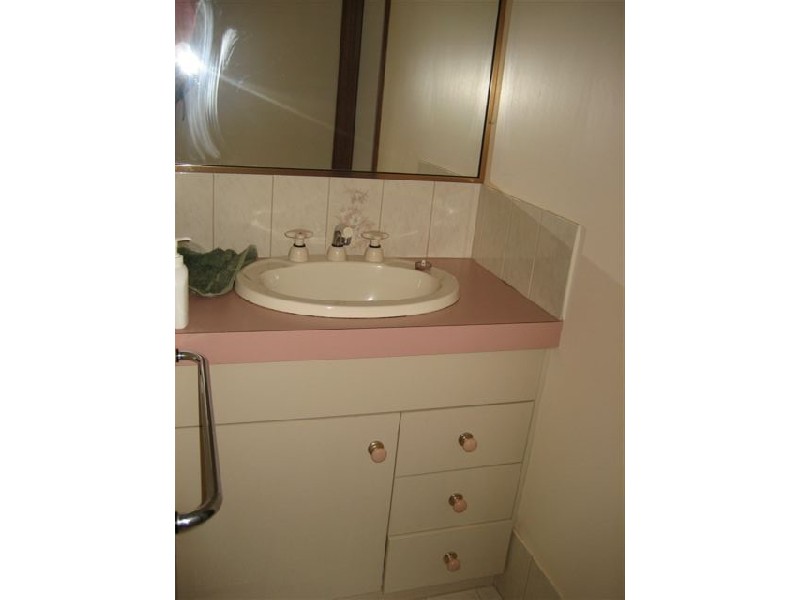 9 Marguerita Court, Centenary Heights QLD 4350