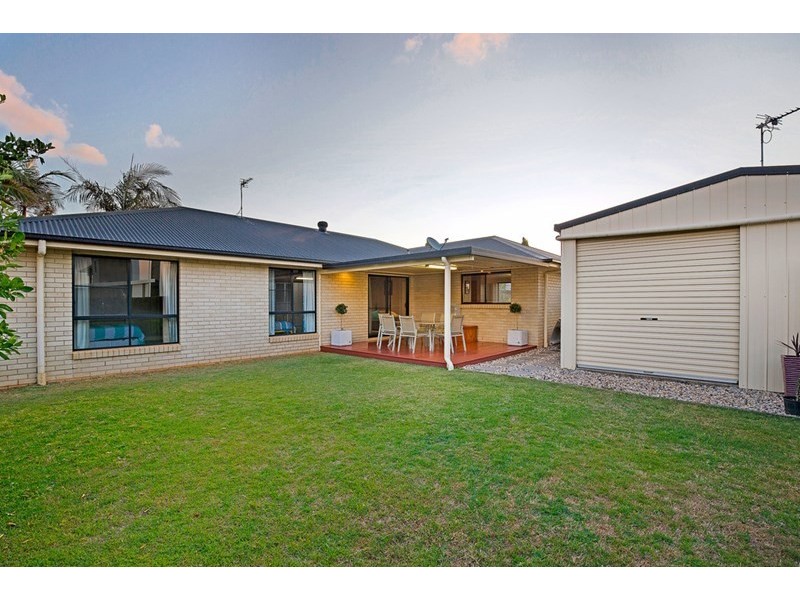 10 Fadden Cresent, Middle Ridge QLD 4350