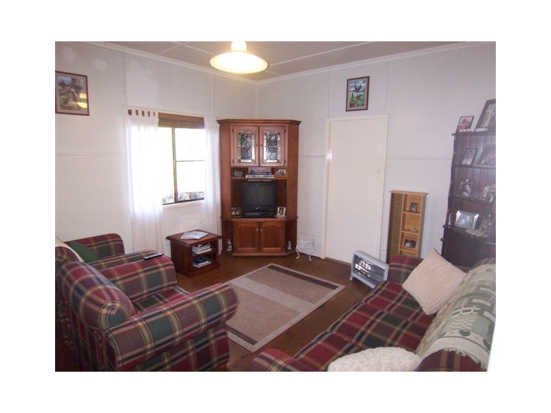 27 James Street, East Toowoomba QLD 4350