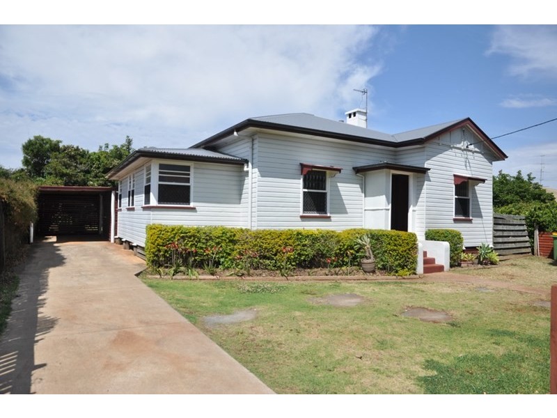 466 Stenner Street, Darling Heights QLD 4350