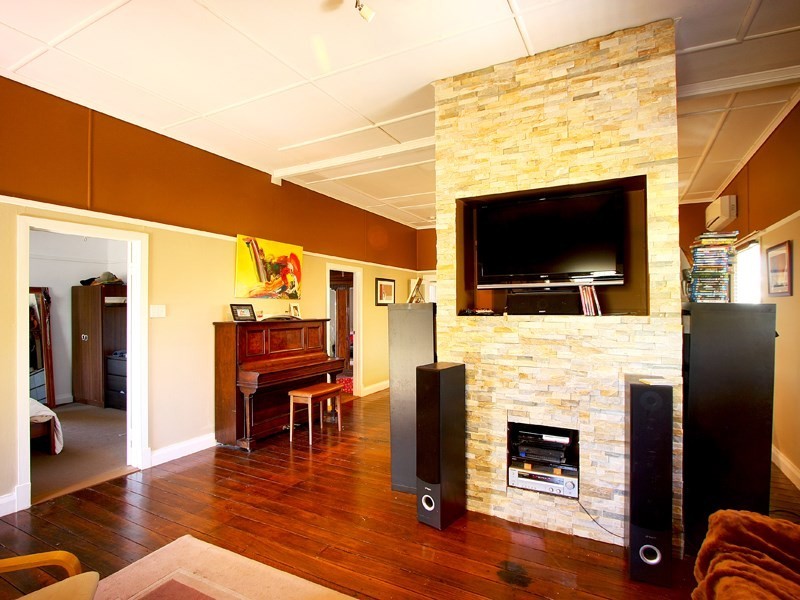 466 Stenner Street, Darling Heights QLD 4350