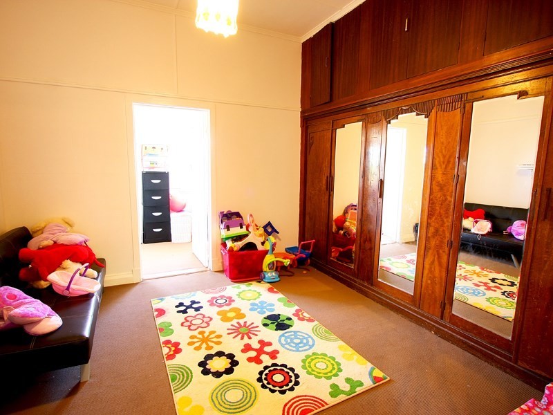 466 Stenner Street, Darling Heights QLD 4350
