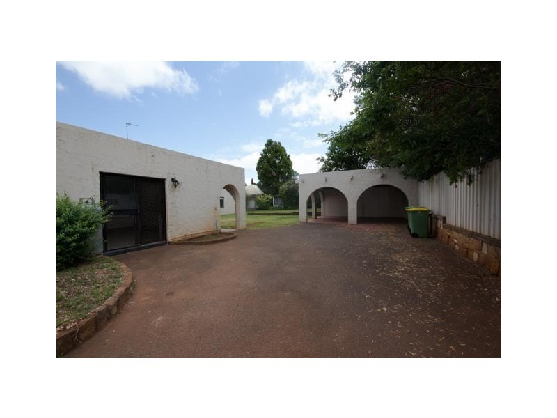 9 Hartman Street, Rangeville QLD 4350