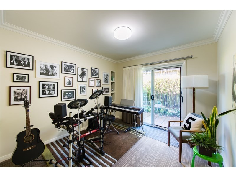 18 Ethan Street, Middle Ridge QLD 4350