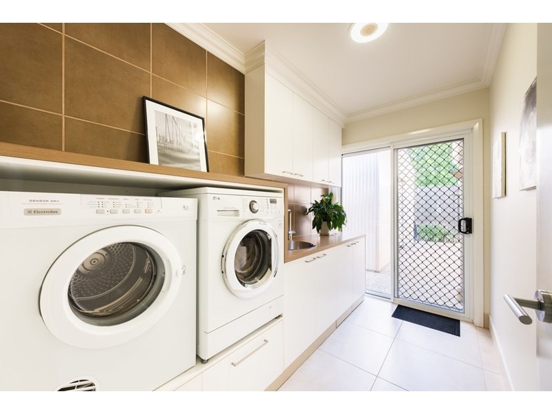 18 Ethan Street, Middle Ridge QLD 4350