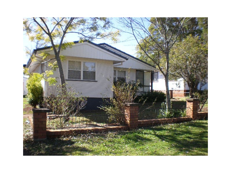 15 Acacia Street, Rangeville QLD 4350