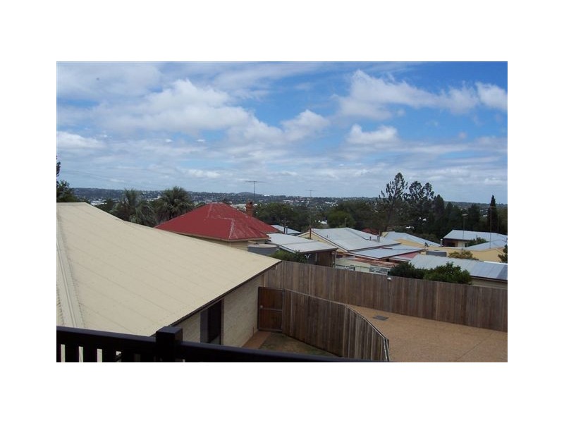 3/51 Jellicoe Street, Mount Lofty QLD 4350