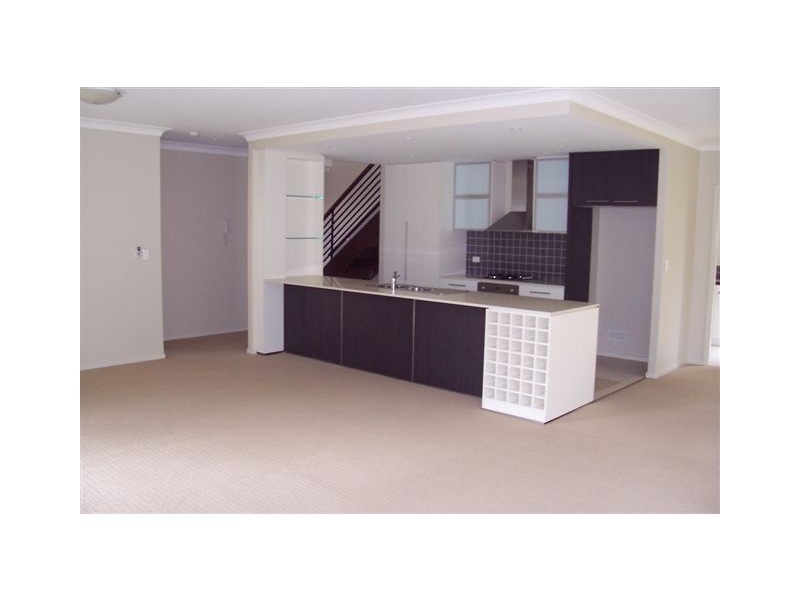 3/51 Jellicoe Street, Mount Lofty QLD 4350
