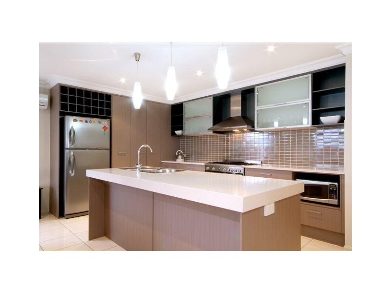 26 Saba Court, Middle Ridge QLD 4350