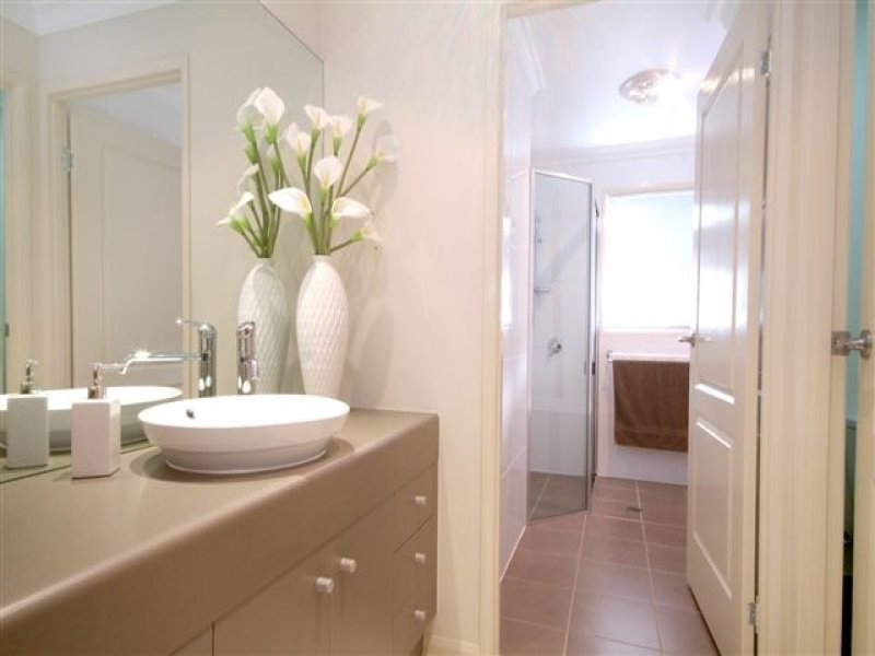 26 Saba Court, Middle Ridge QLD 4350