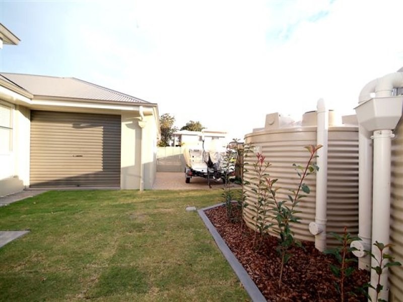 26 Saba Court, Middle Ridge QLD 4350