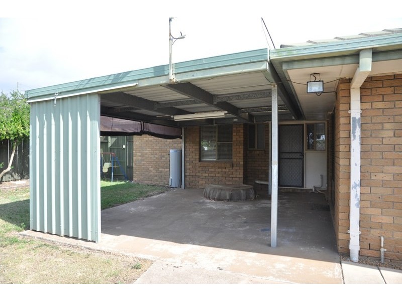 27 Gulligal Street, Kingsthorpe QLD 4400