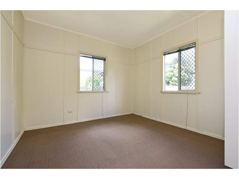 42 Belgium Street, South Toowoomba QLD 4350