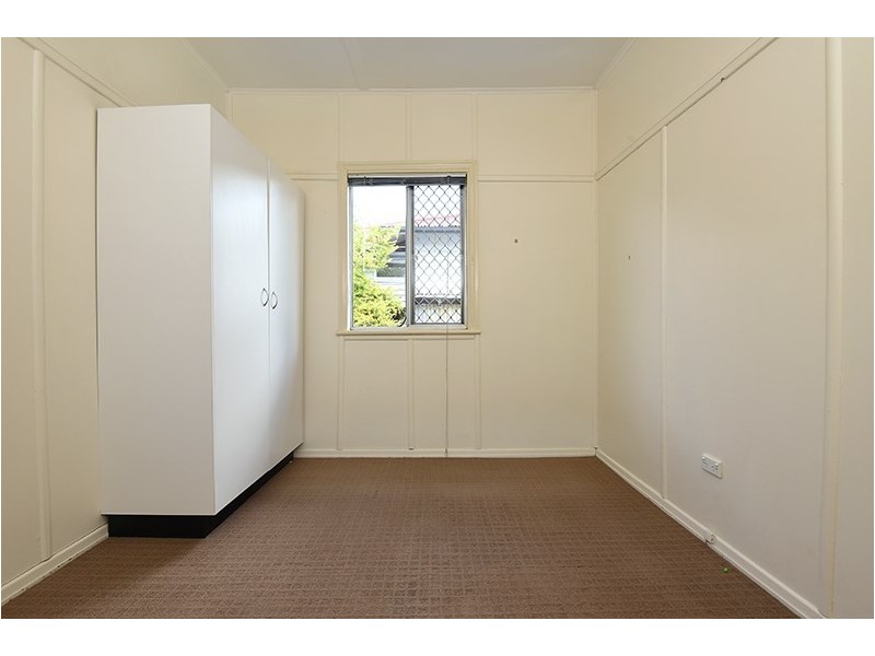 42 Belgium Street, South Toowoomba QLD 4350