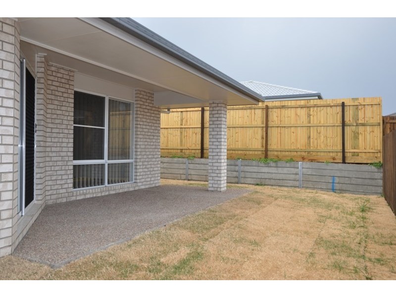 20 Cardamon Crescent, Glenvale QLD 4350