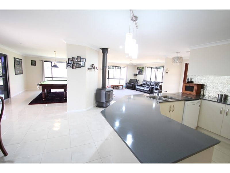 21 Piccadilly Court, Mount Lofty QLD 4350