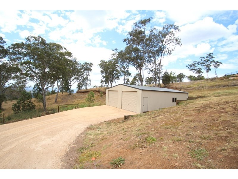 21 Piccadilly Court, Mount Lofty QLD 4350