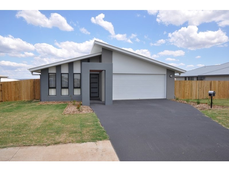 20 Tarcoola Street, Wyreema QLD 4352