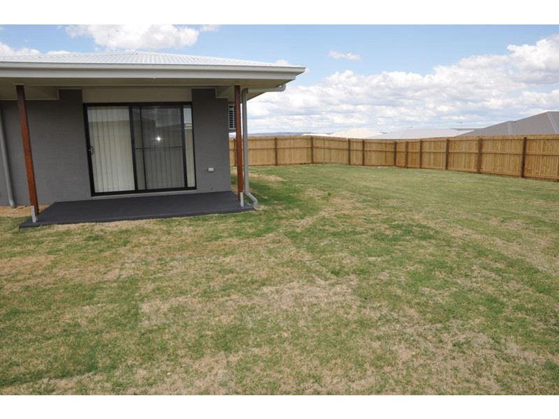 20 Tarcoola Street, Wyreema QLD 4352
