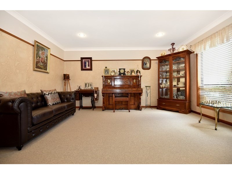 31 Wood Drive, Middle Ridge QLD 4350