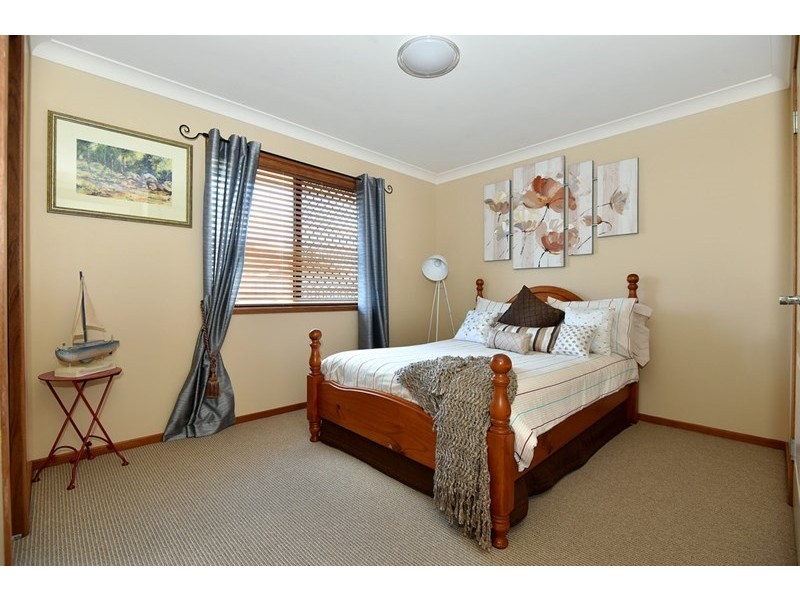 31 Wood Drive, Middle Ridge QLD 4350