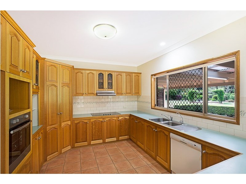 2 Redgum Court, Highfields QLD 4352