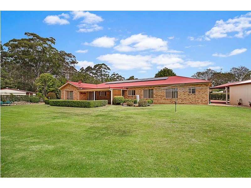 2 Redgum Court, Highfields QLD 4352