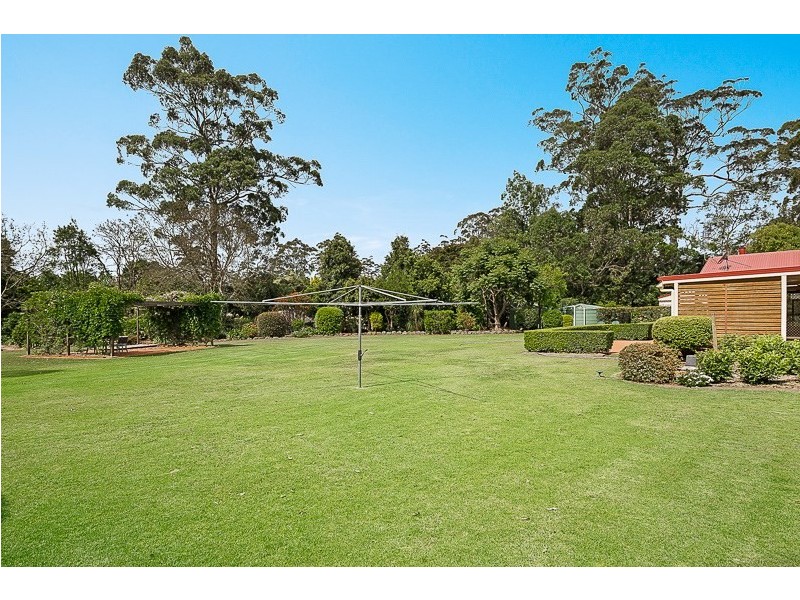 2 Redgum Court, Highfields QLD 4352