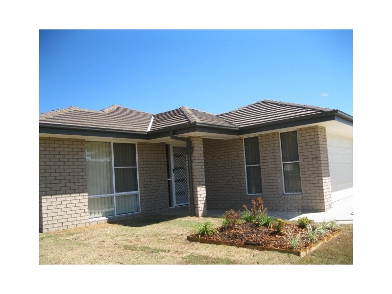 12 Rosella Gardens Drive, Meringandan West QLD 4352