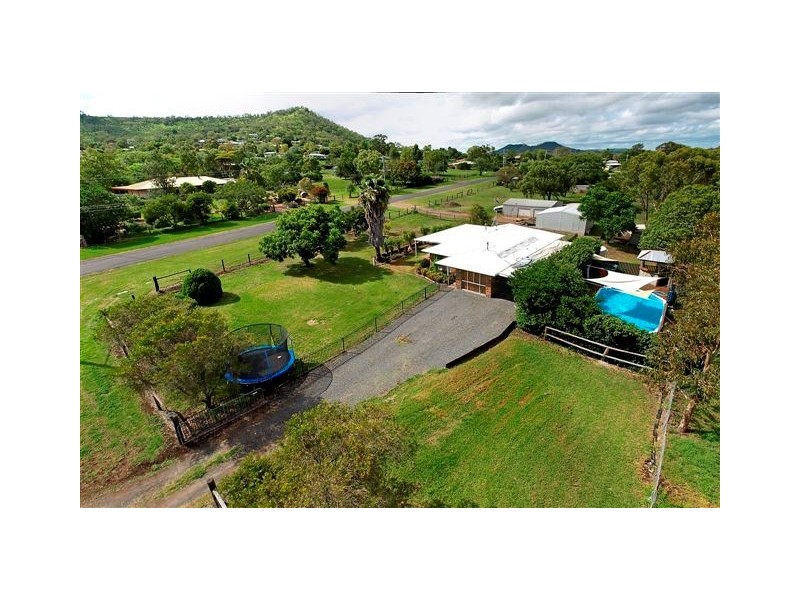 2 Fiona Street, Kingsthorpe QLD 4400