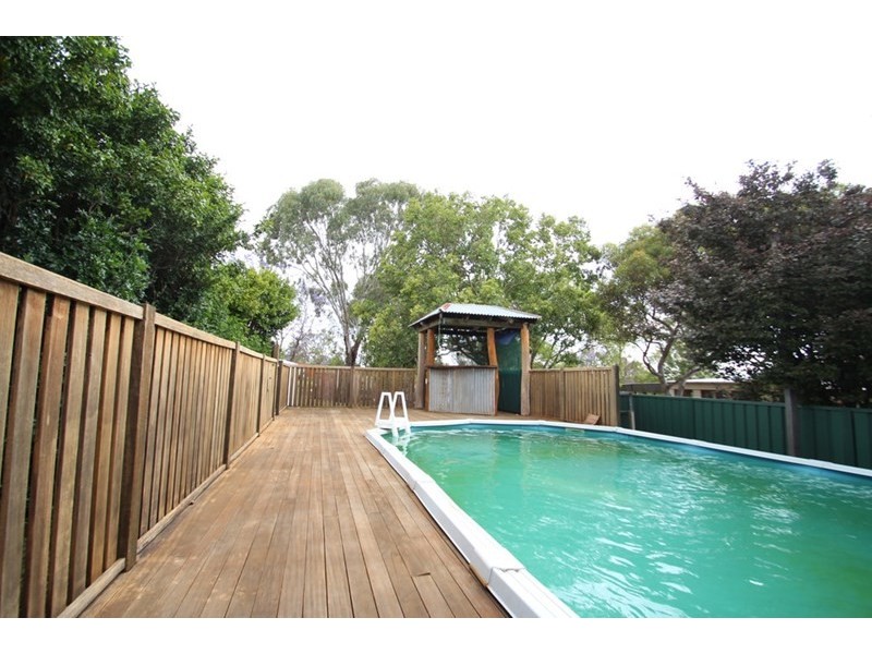 2 Fiona Street, Kingsthorpe QLD 4400