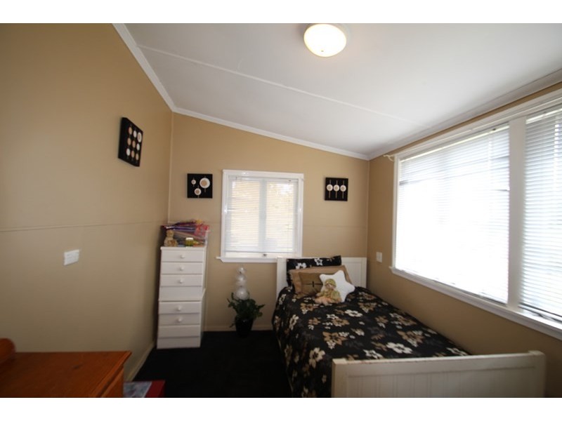 20 Clifford Street, Meringandan West QLD 4352