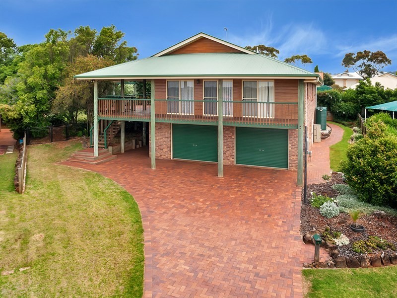 1 Petunia Close, Middle Ridge QLD 4350