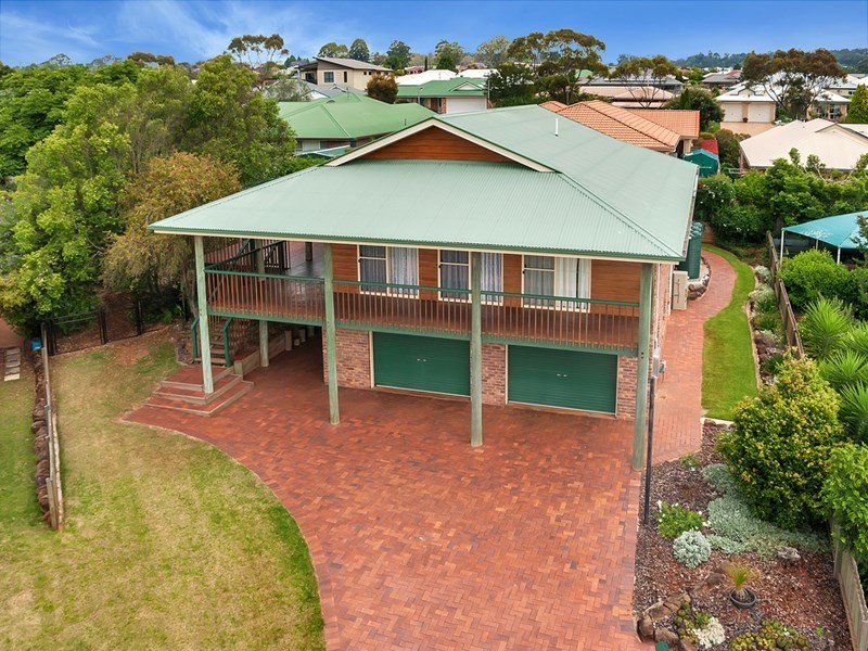 1 Petunia Close, Middle Ridge QLD 4350