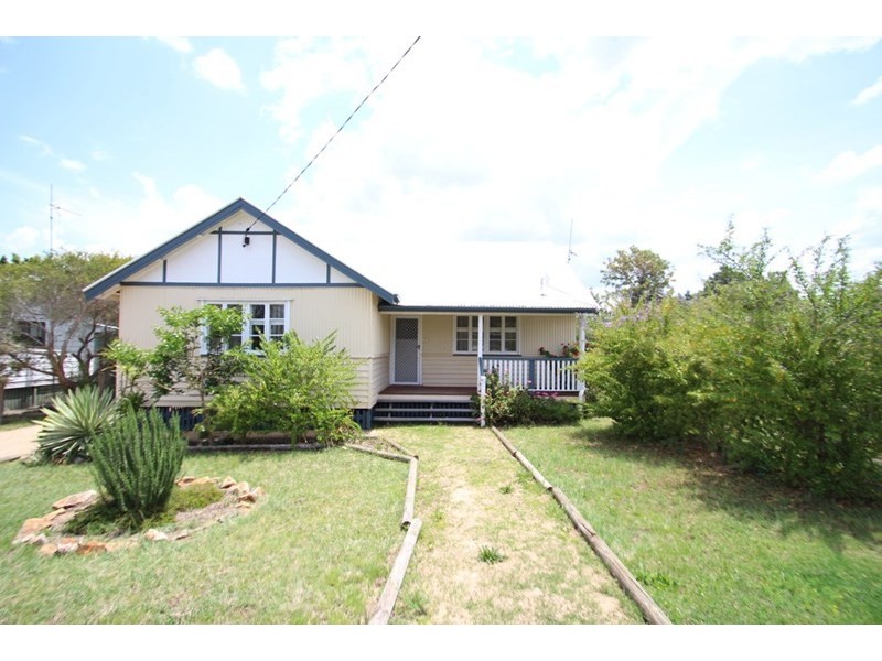 37 Daher Street, Goombungee QLD 4354