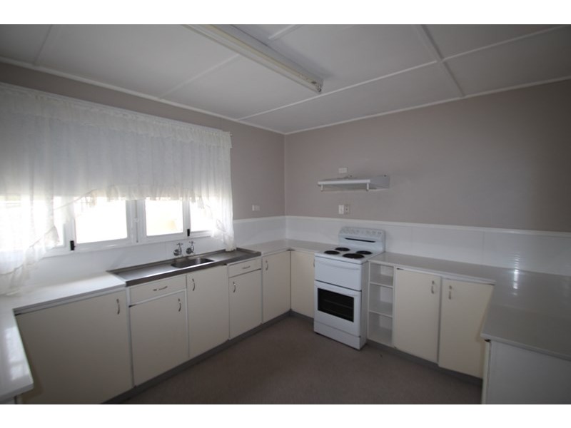 37 Daher Street, Goombungee QLD 4354