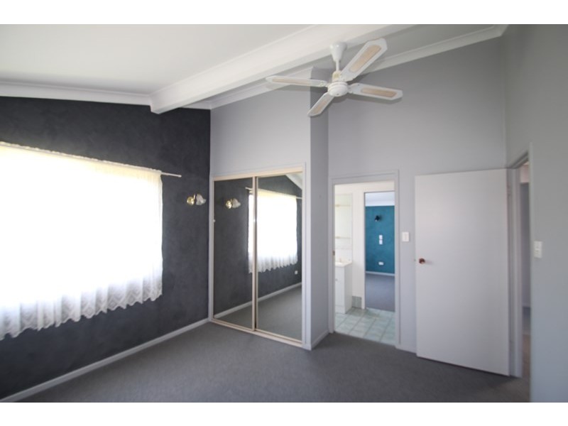 9 Ruby Street, Kingsthorpe QLD 4400