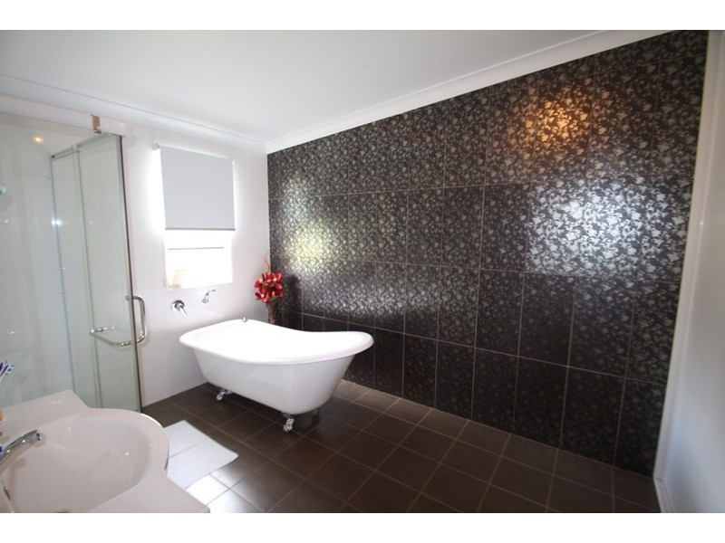 158 Kent Street, Oakey QLD 4401