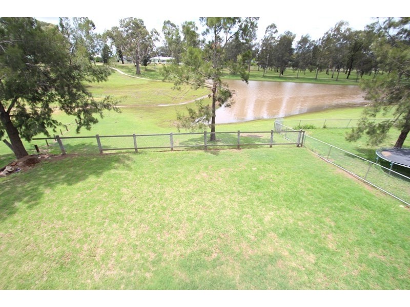 158 Kent Street, Oakey QLD 4401