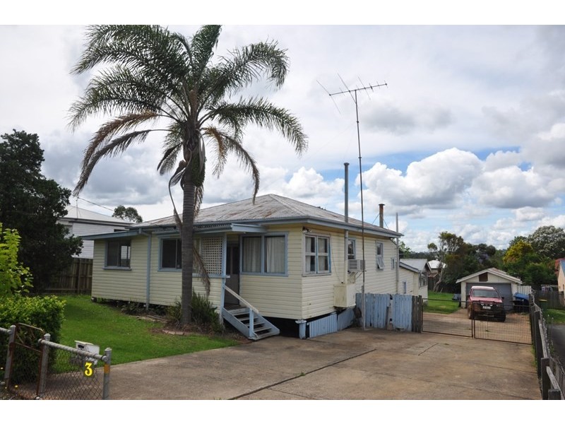 3 Fanny Street, Newtown QLD 4350
