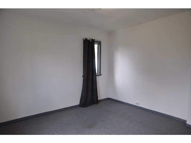 3 Fanny Street, Newtown QLD 4350