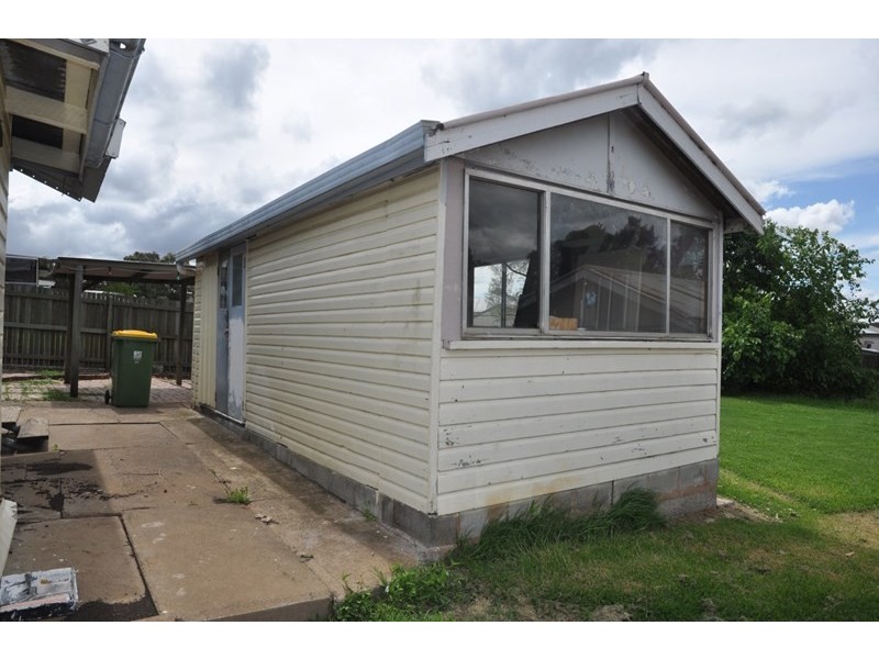 3 Fanny Street, Newtown QLD 4350